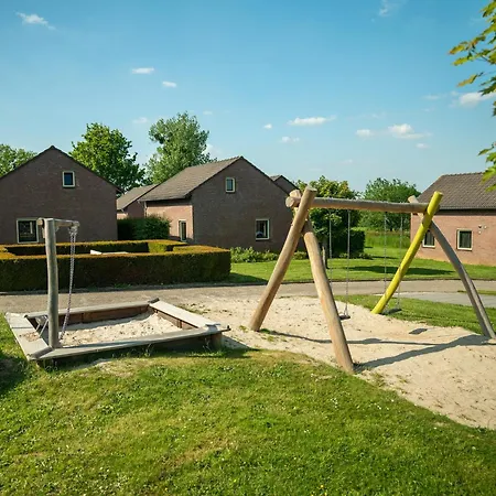 Detached In Reevallis Holiday home