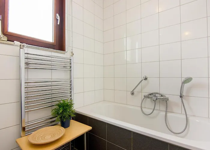 Detached In Reevallis Vijlen